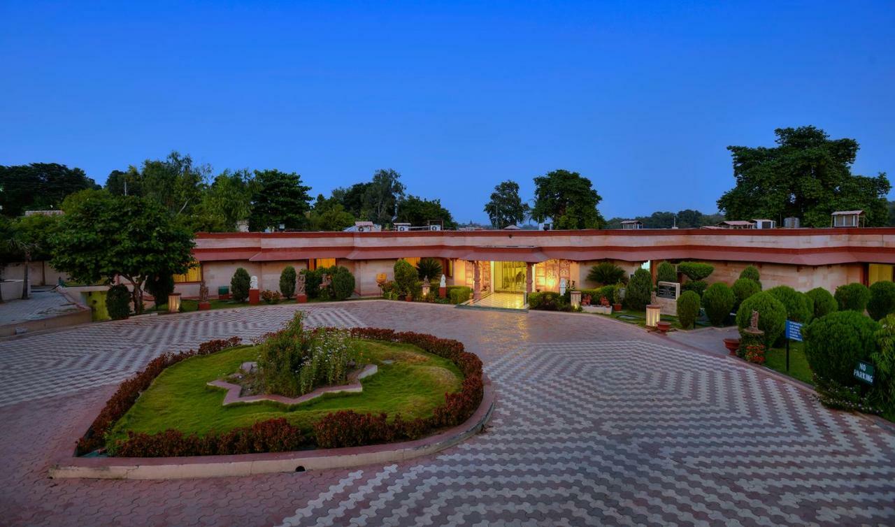 The Orchha Resort Ngoại thất bức ảnh